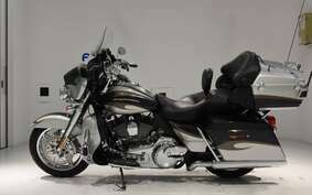 HARLEY FLHTCUSE 1800CVO 2012 PR8