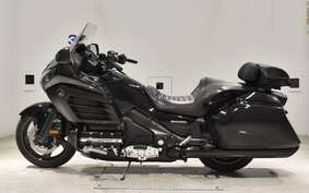 HONDA GL 1800 GOLD WING F6B 2013 SC68