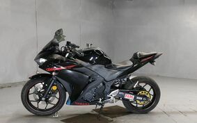 YAMAHA YZF-R25 RG10J