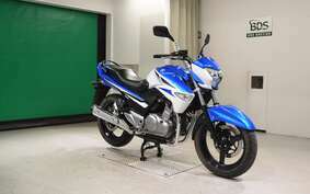 SUZUKI GSR250