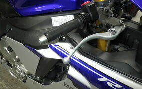 YAMAHA YZF-R1 2016