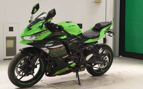 KAWASAKI ZX-25R ZX250E