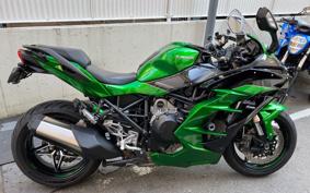 KAWASAKI Ninja H2 SXSE 2018 ZXT02A