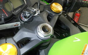 KAWASAKI ZX-25R ZX250E