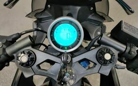 GPX  ジェントルマン レーサー200 SRA1