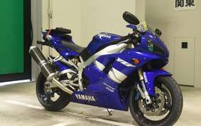 YAMAHA YZF-R1 1999 RN01