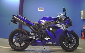 YAMAHA YZF-R1 2004 RN13