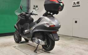 PIAGGIO MP3 250