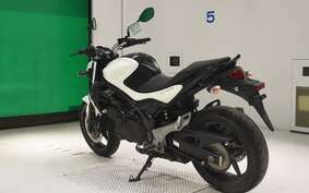 SUZUKI GLADIUS 2015 VK58A