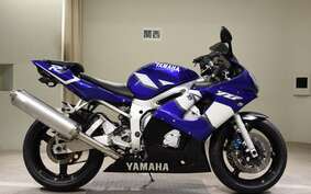 YAMAHA YZF-R6 2001 RJ03