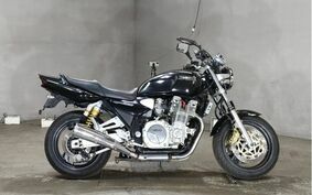 YAMAHA XJR1300 1998 RP01J