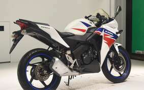 HONDA CBR125R JC50