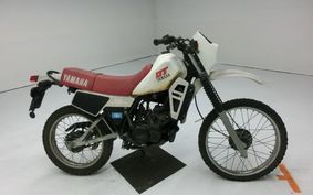 YAMAHA DT125 17F