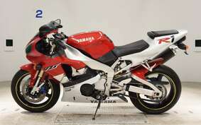 YAMAHA YZF-R1 2001 RN01