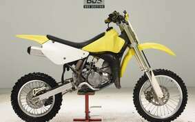 SUZUKI RM85