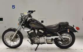 YAMAHA VIRAGO 250 3DM