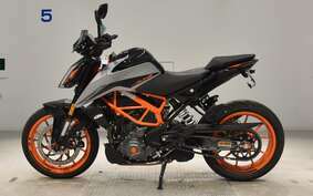 KTM 390 DUKE 2023 JPJ40