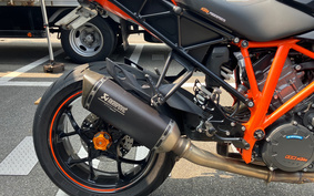 KTM 1290 SUPER DUKE GT 2016 V6940