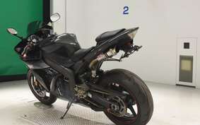 YAMAHA YZF-R1 2005 RN13