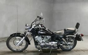 YAMAHA DRAGSTAR 250 VG02J