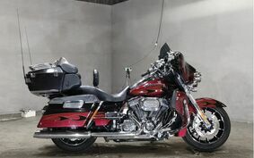 HARLEY FLHTCUSE 1800CVO 2010 PR8