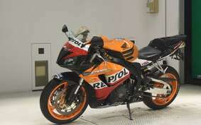 HONDA CBR1000RR 2006 SC57