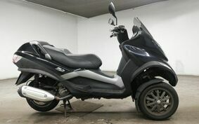 PIAGGIO MP3 250 RL M472