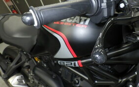 DUCATI MONSTER 821 2021