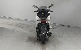 YAMAHA TRICITY 125 SE82J