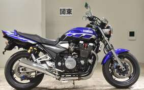 YAMAHA XJR1300 2000 RP03J