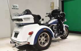 HARLEY FLHTCUTG TRIKE 2015 MAL