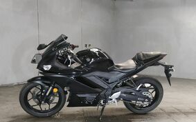 YAMAHA YZF-R3 2021 RH13J