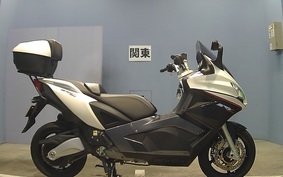 APRILIA SRV850 2013 M551