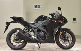 YAMAHA YZF-R25 RG10J