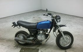 HONDA APE 100 HC07