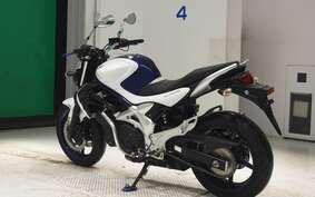 SUZUKI GLADIUS 2013 VK58A