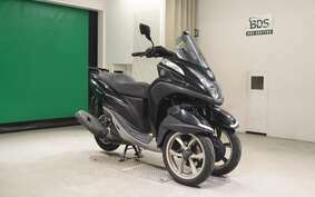 YAMAHA TRICITY 125 SE82J