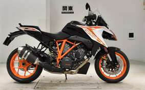 KTM 1290 SUPER DUKE GT 2022 V6940