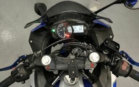 YAMAHA YZF-R25 RG10J