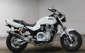 YAMAHA XJR1300 2000 RP03J