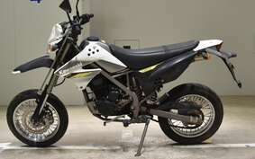 KAWASAKI KLX125D TRACKER LX125D