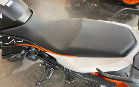 KTM 890 SMT 2023 TS640