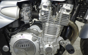 YAMAHA XJR1300 2000 RP03J