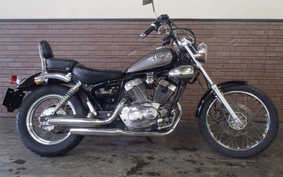 YAMAHA VIRAGO 250 1994 3DM