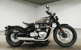 TRIUMPH BONNEVILLE BOBBER 2017 AD76HW