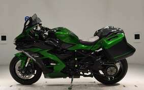 KAWASAKI NINJA H2 SX SE 2018 ZXT02A