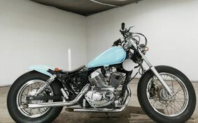 YAMAHA VIRAGO 250 3DM