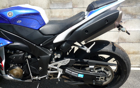 YAMAHA YZF-R1 2010 RN23