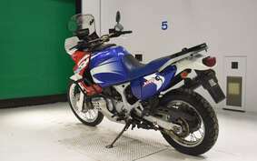 HONDA AFRICA TWIN 750 2001 RD07