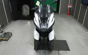 YAMAHA TRICITY 125 SE82J